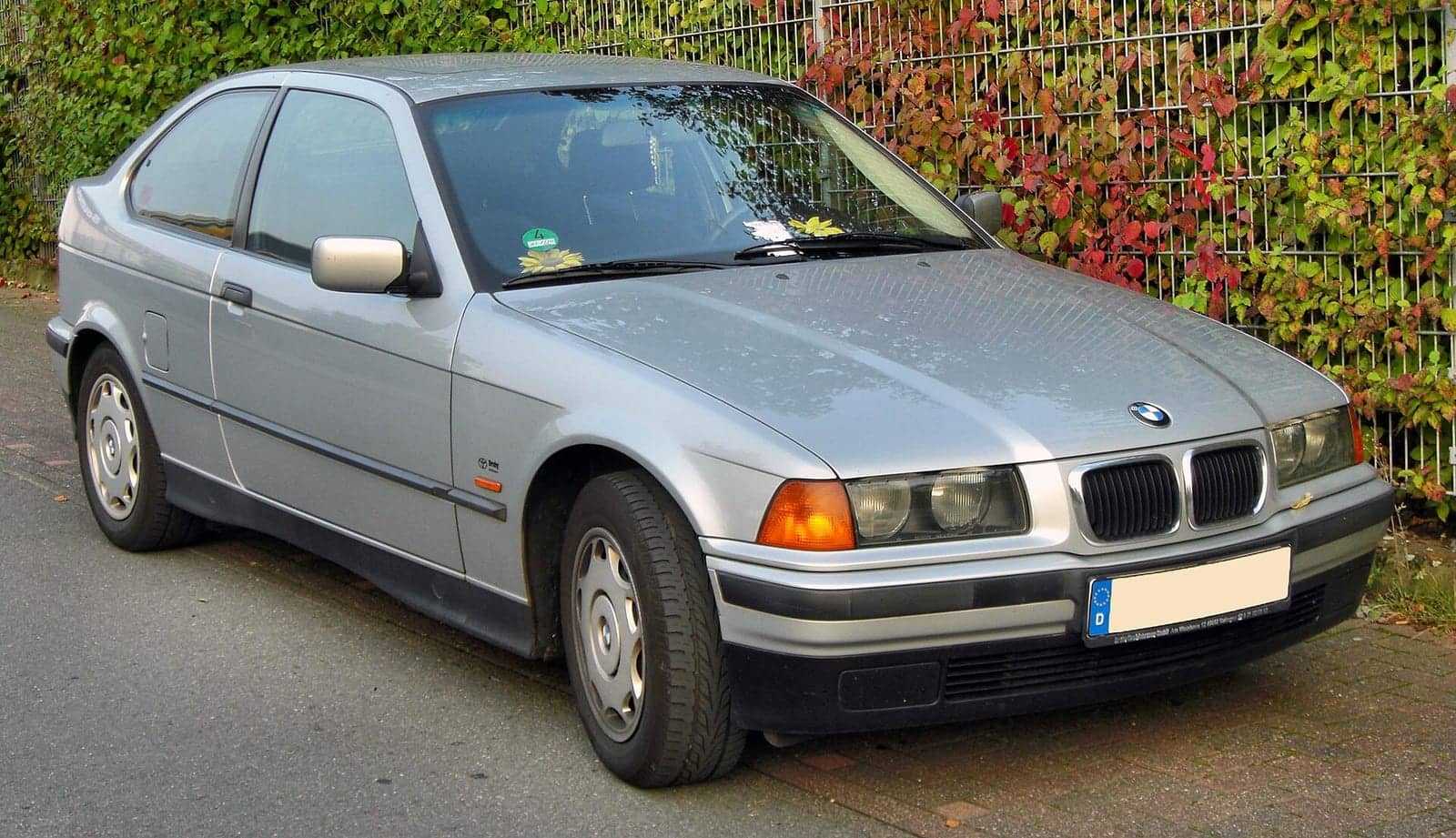 Silver BMW 3 Series Compact, front three-quarter view