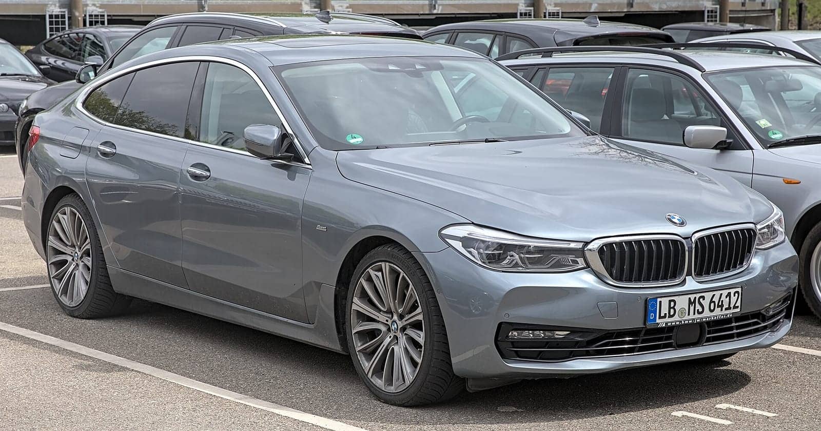 Grey BMW 640d xDrive Gran Turismo, front three-quarter view