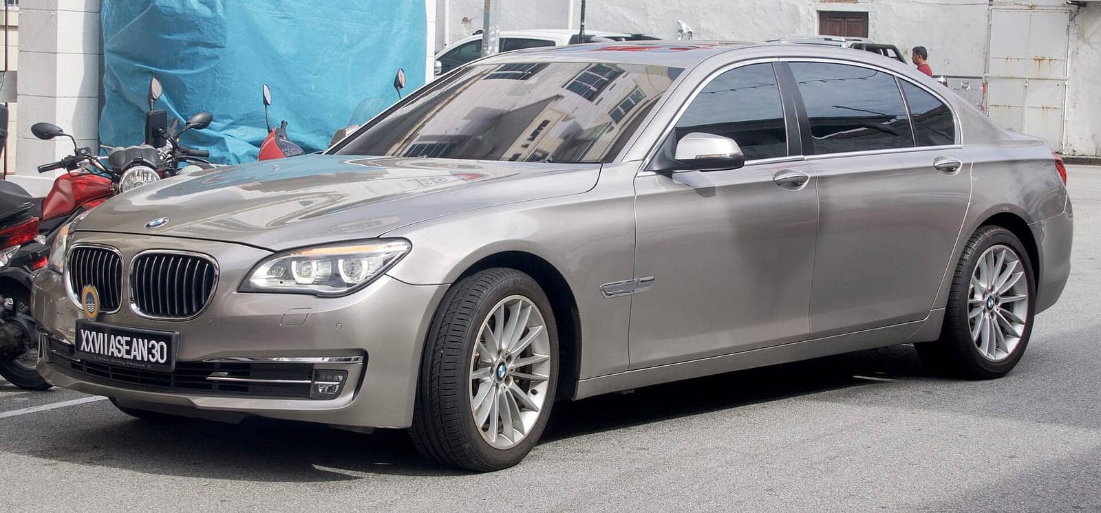 Silver BMW 730Li, front three-quarter view